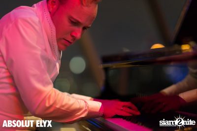 Jef Neve & Koh Mr.Saxman at Millennium Hilton Bangkok — photo 112
