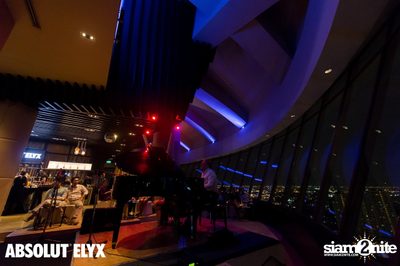 Jef Neve & Koh Mr.Saxman at Millennium Hilton Bangkok — photo 157