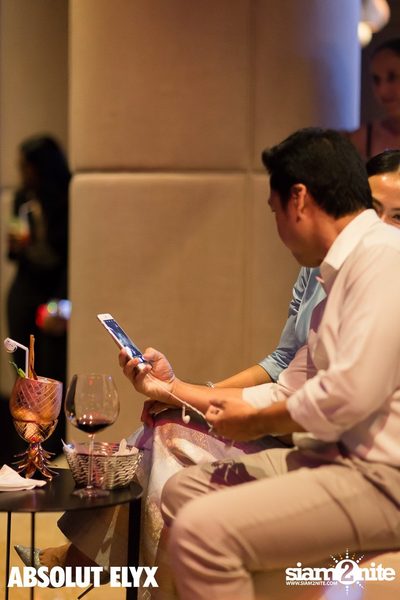 Jef Neve & Koh Mr.Saxman at Millennium Hilton Bangkok — photo 177
