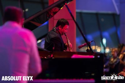 Jef Neve & Koh Mr.Saxman at Millennium Hilton Bangkok — photo 184