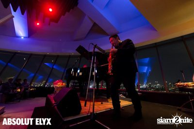 Jef Neve & Koh Mr.Saxman at Millennium Hilton Bangkok — photo 186