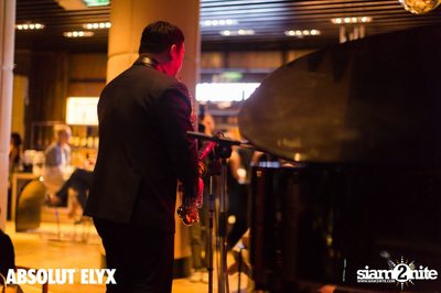 Jef Neve & Koh Mr.Saxman at Millennium Hilton Bangkok — photo 189