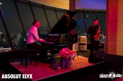 Jef Neve & Koh Mr.Saxman at Millennium Hilton Bangkok — photo 200