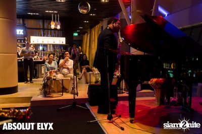 Jef Neve & Koh Mr.Saxman at Millennium Hilton Bangkok — photo 205