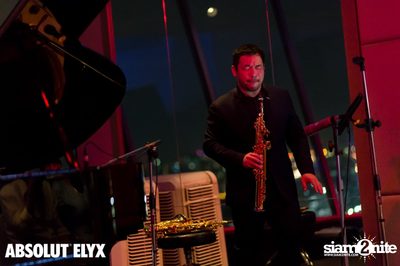 Jef Neve & Koh Mr.Saxman at Millennium Hilton Bangkok — photo 206