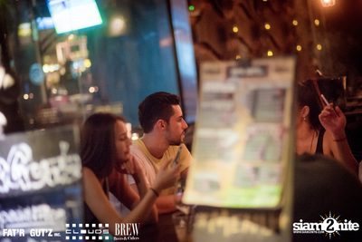Seenspace Invasion ที่ร้าน Clouds, Fat'R Gut'z และ BREW Beers & Ciders — photo 7
