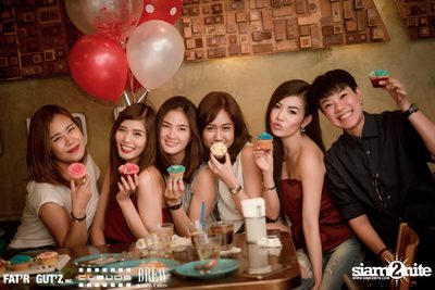 Seenspace Invasion ที่ร้าน Clouds, Fat'R Gut'z และ BREW Beers & Ciders — photo 38