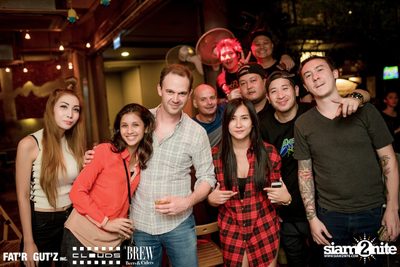 Seenspace Invasion ที่ร้าน Clouds, Fat'R Gut'z และ BREW Beers & Ciders — photo 65