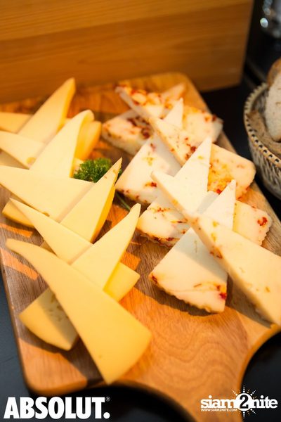 FTCC YP Networking Cocktail ที่ ไวน์ คอนเนคชั่น ทาปาส & บิสโทร — photo 27