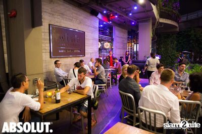 FTCC YP Networking Cocktail ที่ ไวน์ คอนเนคชั่น ทาปาส & บิสโทร — photo 126