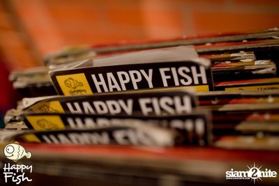 คืนวันศุกร์ ที่ร้าน แฮปปี้ ฟิช, เอเชีย ทีค เดอะ ริเวอร์ฟร้อนท์ — photo 12