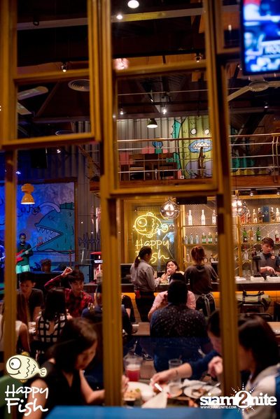 คืนวันศุกร์ ที่ร้าน แฮปปี้ ฟิช, เอเชีย ทีค เดอะ ริเวอร์ฟร้อนท์ — photo 14
