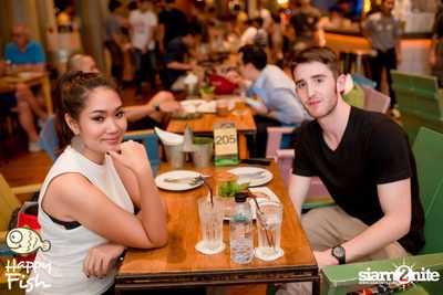 คืนวันศุกร์ ที่ร้าน แฮปปี้ ฟิช, เอเชีย ทีค เดอะ ริเวอร์ฟร้อนท์ — photo 20