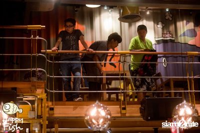 คืนวันศุกร์ ที่ร้าน แฮปปี้ ฟิช, เอเชีย ทีค เดอะ ริเวอร์ฟร้อนท์ — photo 50