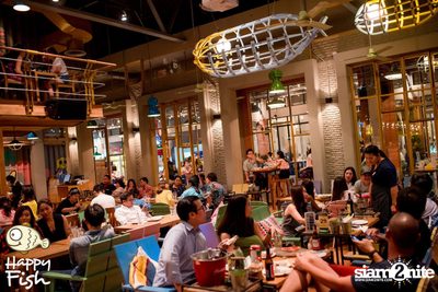 คืนวันศุกร์ ที่ร้าน แฮปปี้ ฟิช, เอเชีย ทีค เดอะ ริเวอร์ฟร้อนท์ — photo 89