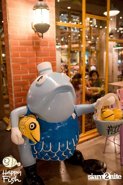คืนวันศุกร์ ที่ร้าน แฮปปี้ ฟิช, เอเชีย ทีค เดอะ ริเวอร์ฟร้อนท์ — photo 90