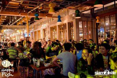 คืนวันศุกร์ ที่ร้าน แฮปปี้ ฟิช, เอเชีย ทีค เดอะ ริเวอร์ฟร้อนท์ — photo 105
