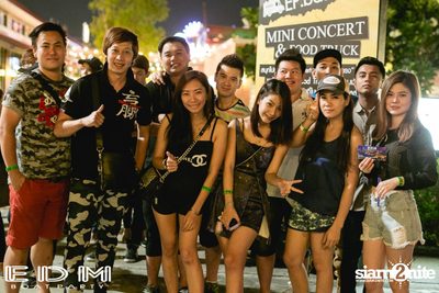 EDM Boat Party | Season 1 on Boat from Asiatique — photo 3