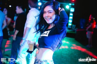 EDM Boat Party | Season 1 on Boat from Asiatique — photo 25