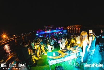 EDM Boat Party | Season 1 on Boat from Asiatique — photo 57