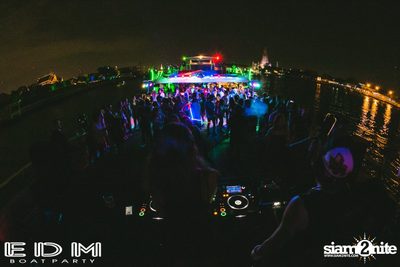EDM Boat Party | Season 1 on Boat from Asiatique — photo 67