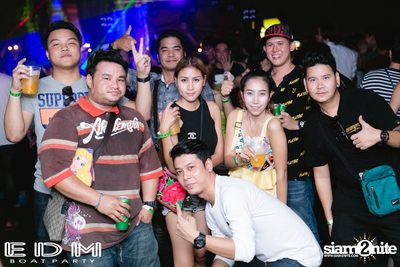 EDM Boat Party | Season 1 on Boat from Asiatique — photo 72