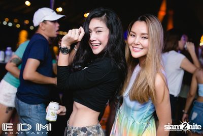 EDM Boat Party | Season 1 on Boat from Asiatique — photo 83