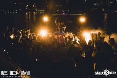 EDM Boat Party | Season 1 on Boat from Asiatique — photo 84
