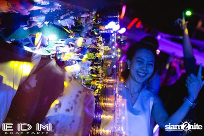 EDM Boat Party | Season 1 on Boat from Asiatique — photo 121