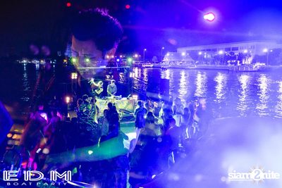 EDM Boat Party | Season 1 on Boat from Asiatique — photo 129