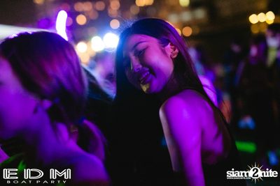 EDM Boat Party | Season 1 on Boat from Asiatique — photo 138