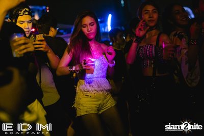 EDM Boat Party | Season 1 on Boat from Asiatique — photo 150