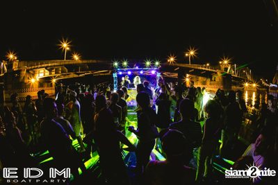 EDM Boat Party | Season 1 on Boat from Asiatique — photo 161