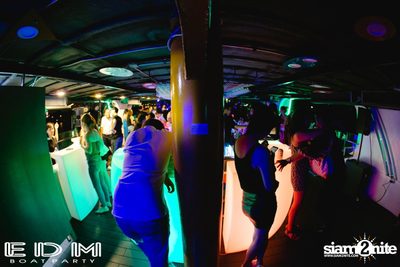EDM Boat Party | Season 1 on Boat from Asiatique — photo 171