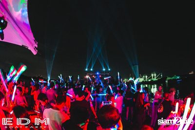 EDM Boat Party | Season 1 on Boat from Asiatique — photo 172