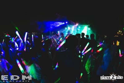 EDM Boat Party | Season 1 on Boat from Asiatique — photo 173