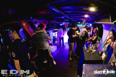 EDM Boat Party | Season 1 on Boat from Asiatique — photo 179