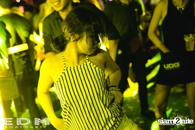 EDM Boat Party | Season 1 on Boat from Asiatique — photo 182