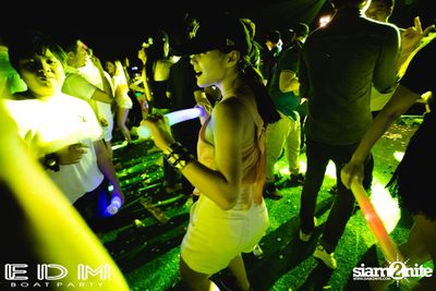 EDM Boat Party | Season 1 on Boat from Asiatique — photo 202
