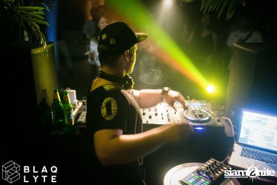 Blaq Lyte นำเสนอ Flic Flac at ที่ ไลฟ์ อาร์ซีเอ กรุงเทพฯ — photo 76