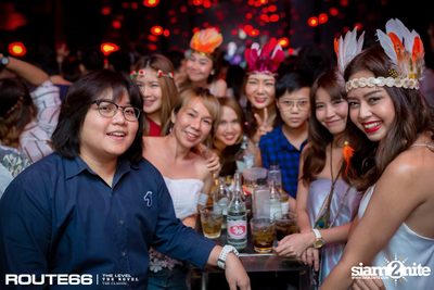 ปาร์ตี้คืนวันเสาร์ ที่ร้าน รูท ซิกตี้ซิก คลับ อาร์ซีเอ — photo 22