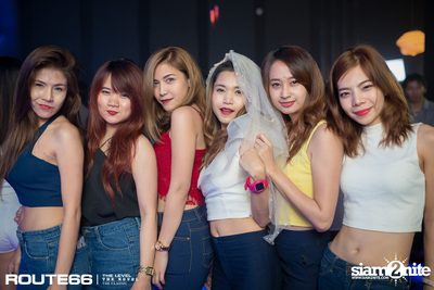 ปาร์ตี้คืนวันเสาร์ ที่ร้าน รูท ซิกตี้ซิก คลับ อาร์ซีเอ — photo 34