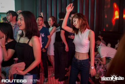 ปาร์ตี้คืนวันเสาร์ ที่ร้าน รูท ซิกตี้ซิก คลับ อาร์ซีเอ — photo 49