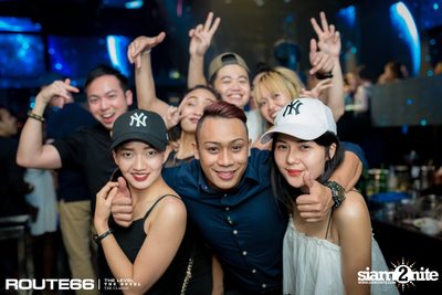 ปาร์ตี้คืนวันเสาร์ ที่ร้าน รูท ซิกตี้ซิก คลับ อาร์ซีเอ — photo 115