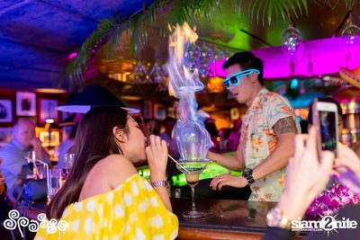Hawaiian Theme Party ที่ สปาสโซ่, Grand Hyatt Erawan — photo 39
