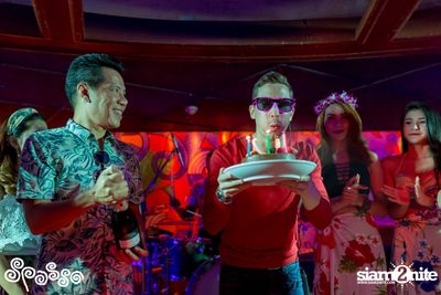 Hawaiian Theme Party ที่ สปาสโซ่, Grand Hyatt Erawan — photo 63
