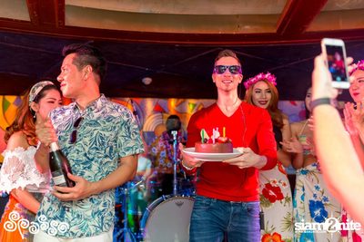 Hawaiian Theme Party ที่ สปาสโซ่, Grand Hyatt Erawan — photo 64