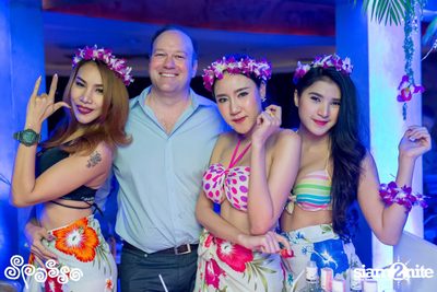 Hawaiian Theme Party ที่ สปาสโซ่, Grand Hyatt Erawan — photo 93