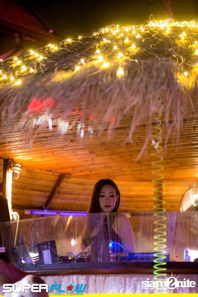 Ladies Night at Superflow City Beach Club — photo 99