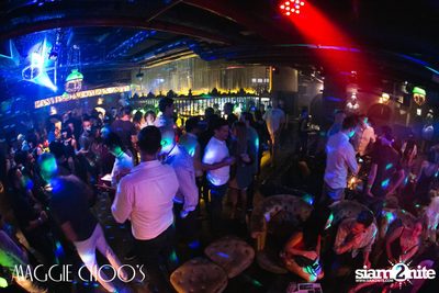 Mahajamreon Live ที่ แม็กกี้ ชูวส์, ถนนสีลม — photo 174